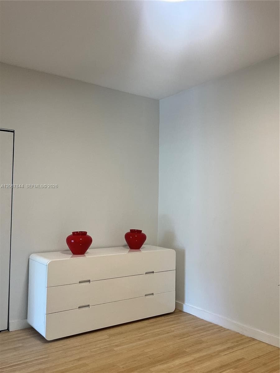 THE WATERCLUB CONDO · #102 in Miami Beach - Photo 23