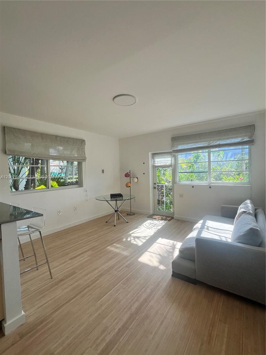 THE WATERCLUB CONDO · #102 in Miami Beach - Photo 7