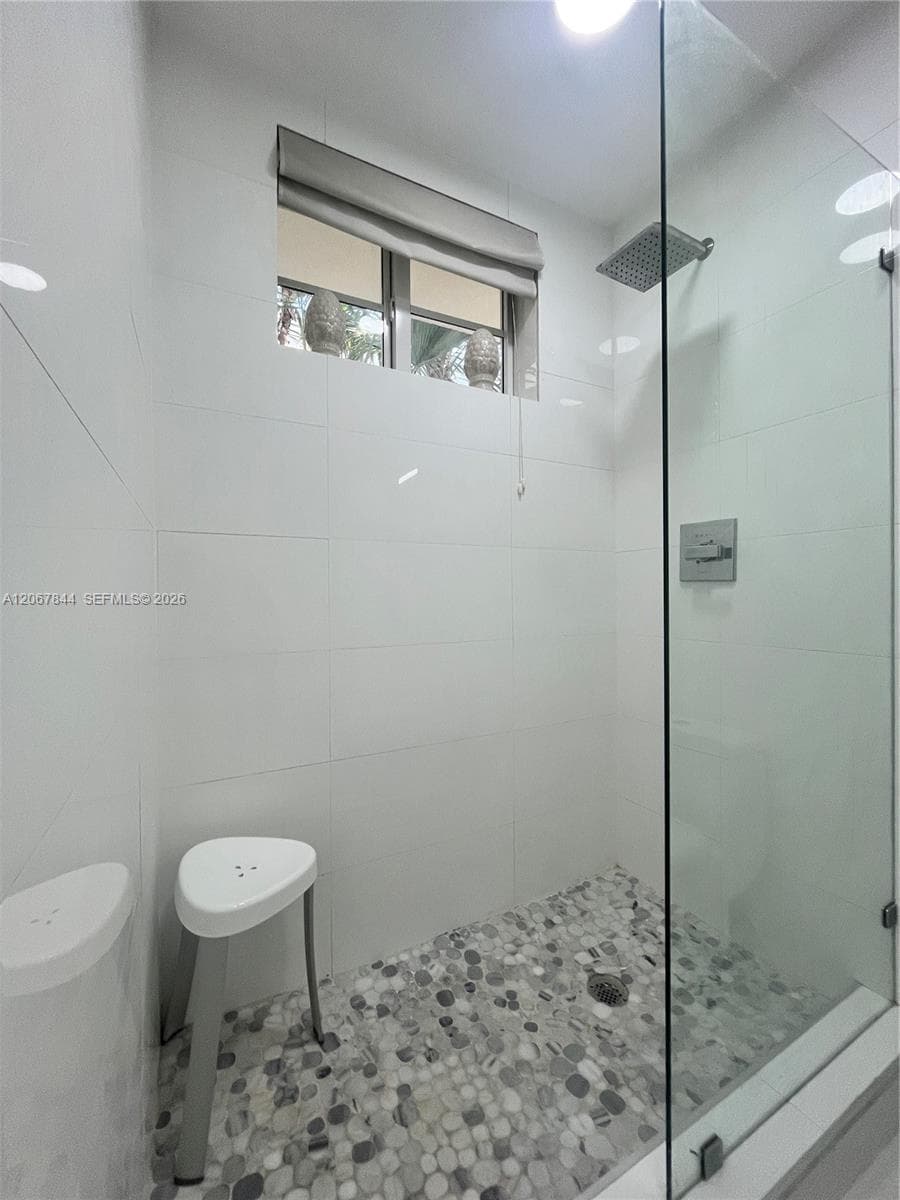 THE WATERCLUB CONDO · #102 in Miami Beach - Photo 18