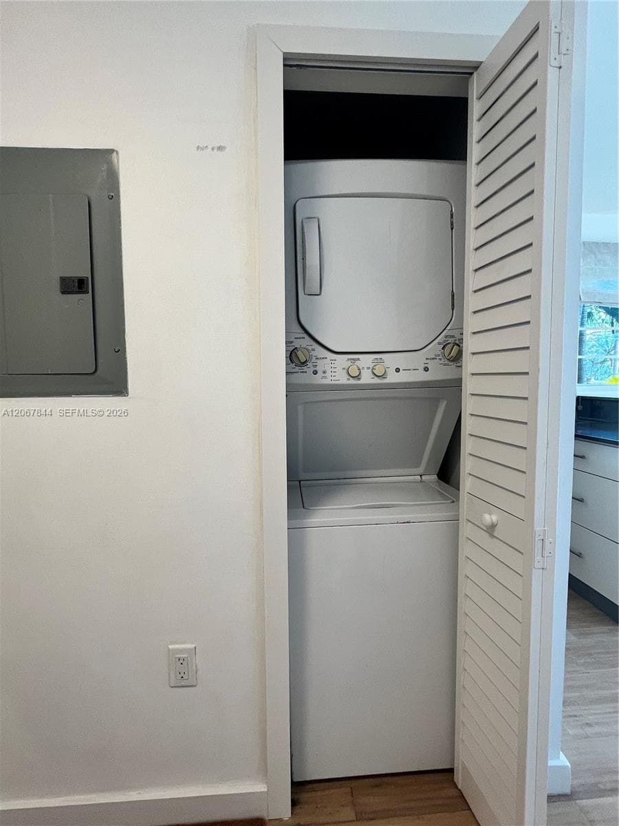 THE WATERCLUB CONDO · #102 in Miami Beach - Photo 15