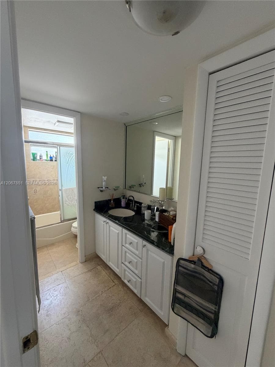 MICHIGAN WEST CONDO · #405 in Miami Beach - Photo 16