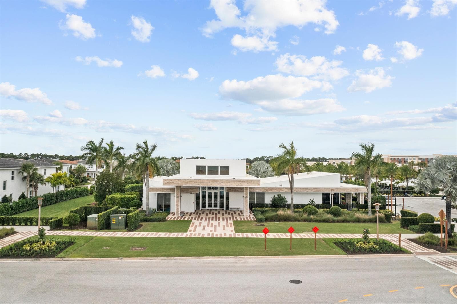 Clubhouse_2