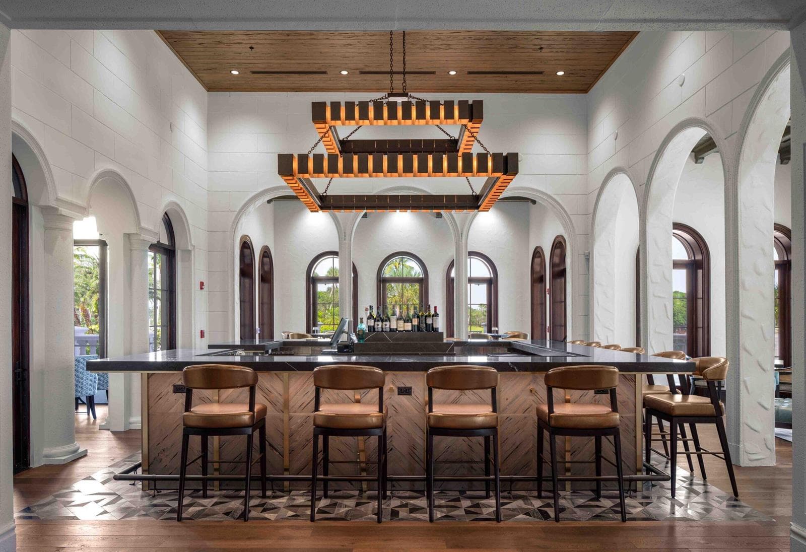 PL-Old-Palm-5Hero-Bar-scaled