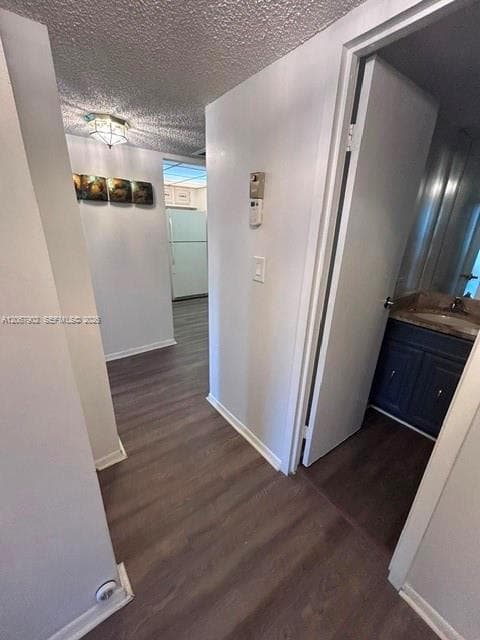 halway from room to bathroom