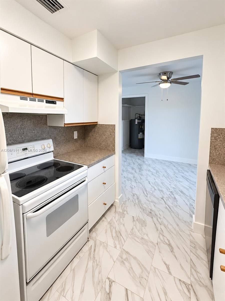 3558 Everglades Rd photo 12
