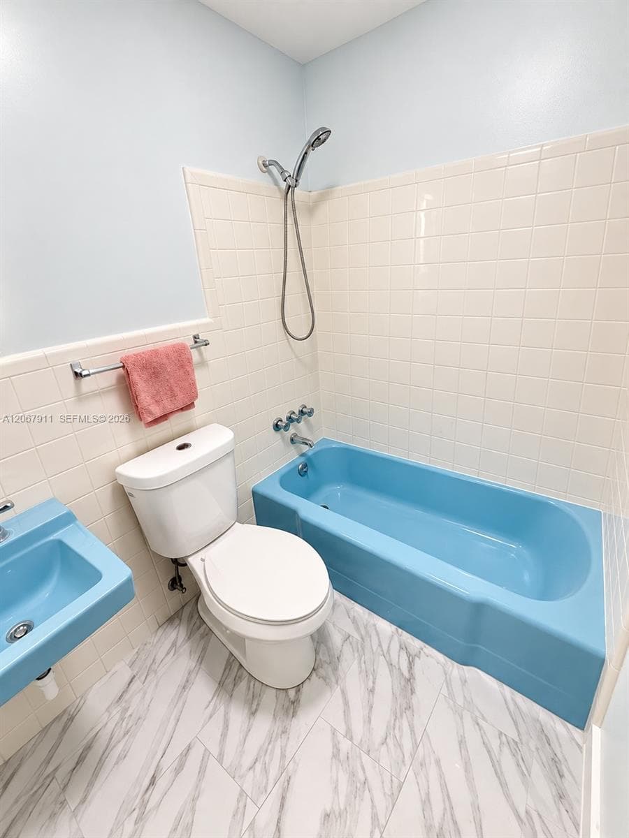 3558 Everglades Rd photo 9