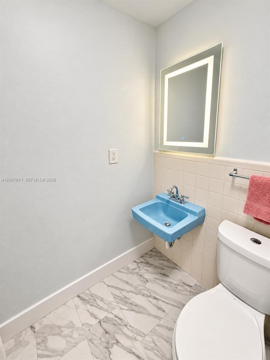 3558 Everglades Rd photo 8
