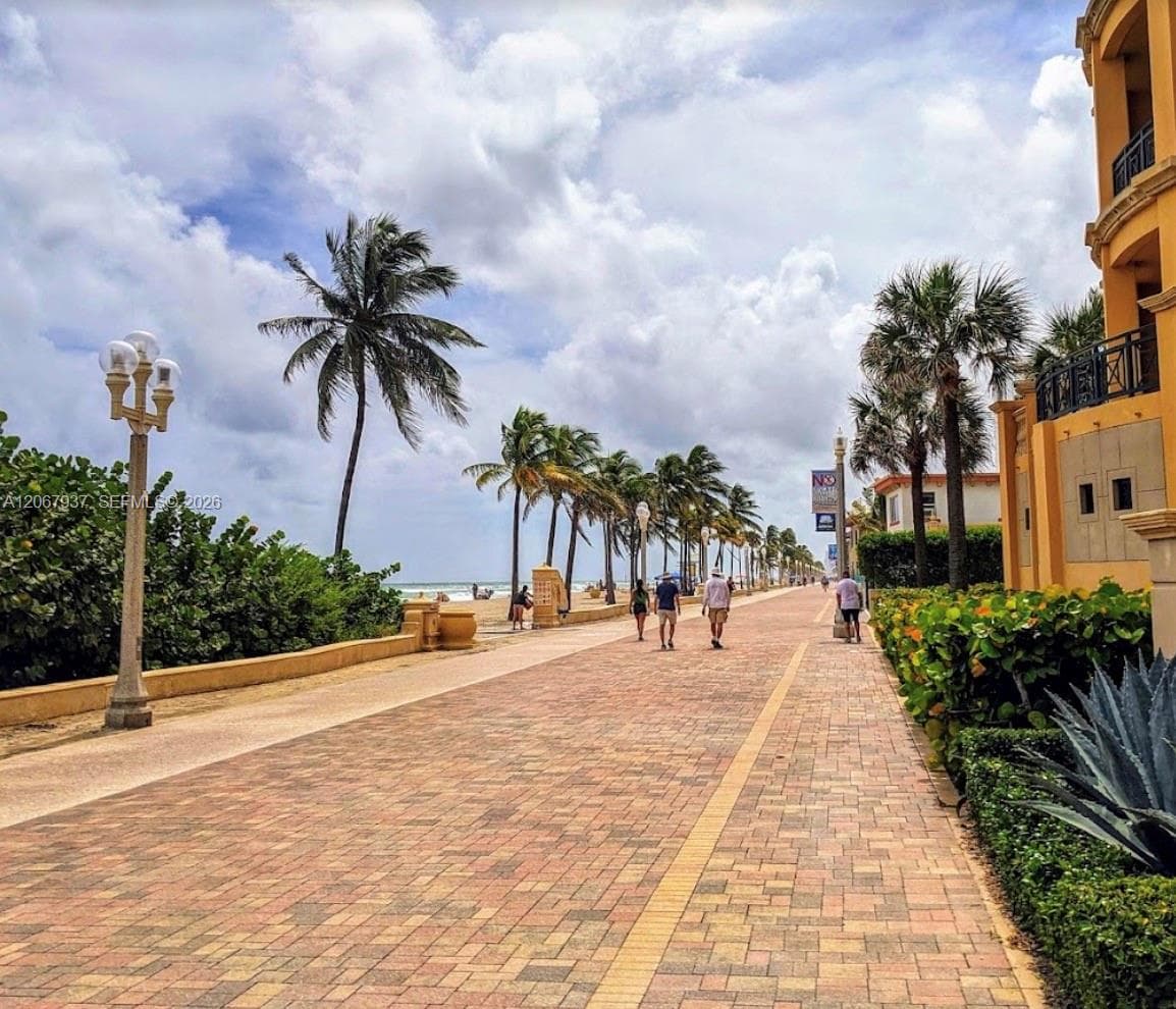 3501 N Ocean Dr #V1 photo 18