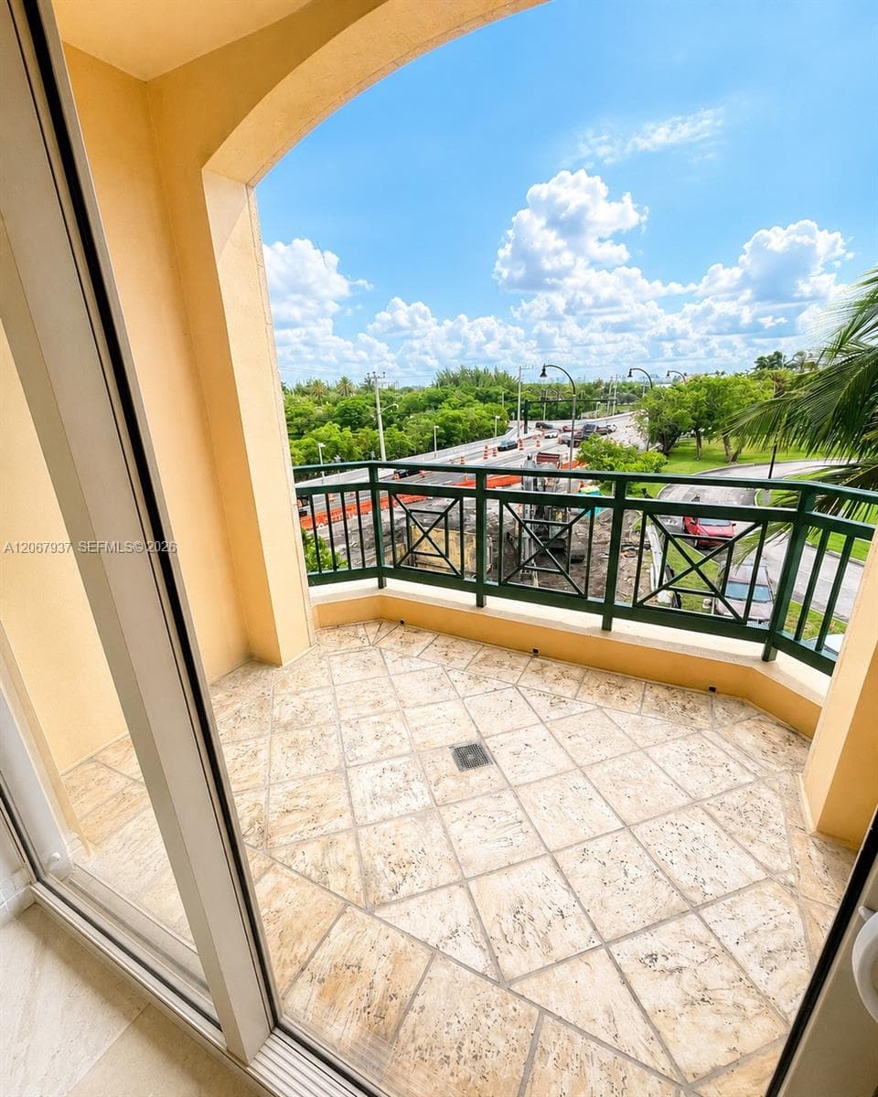 3501 N Ocean Dr #V1 photo 11