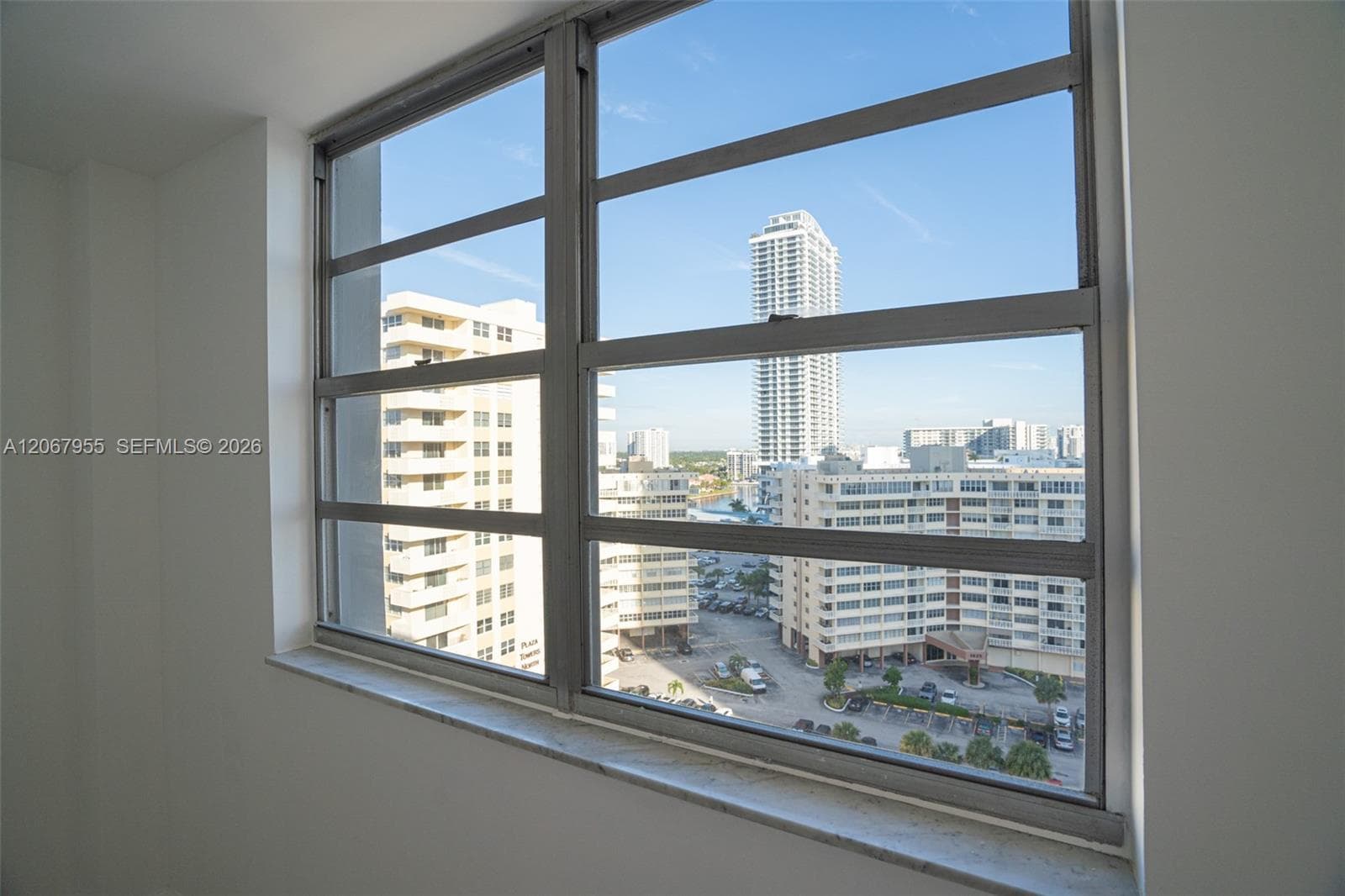 PLAZA TOWERS SOUTH · #1509 in Hallandale Beach - Photo 22