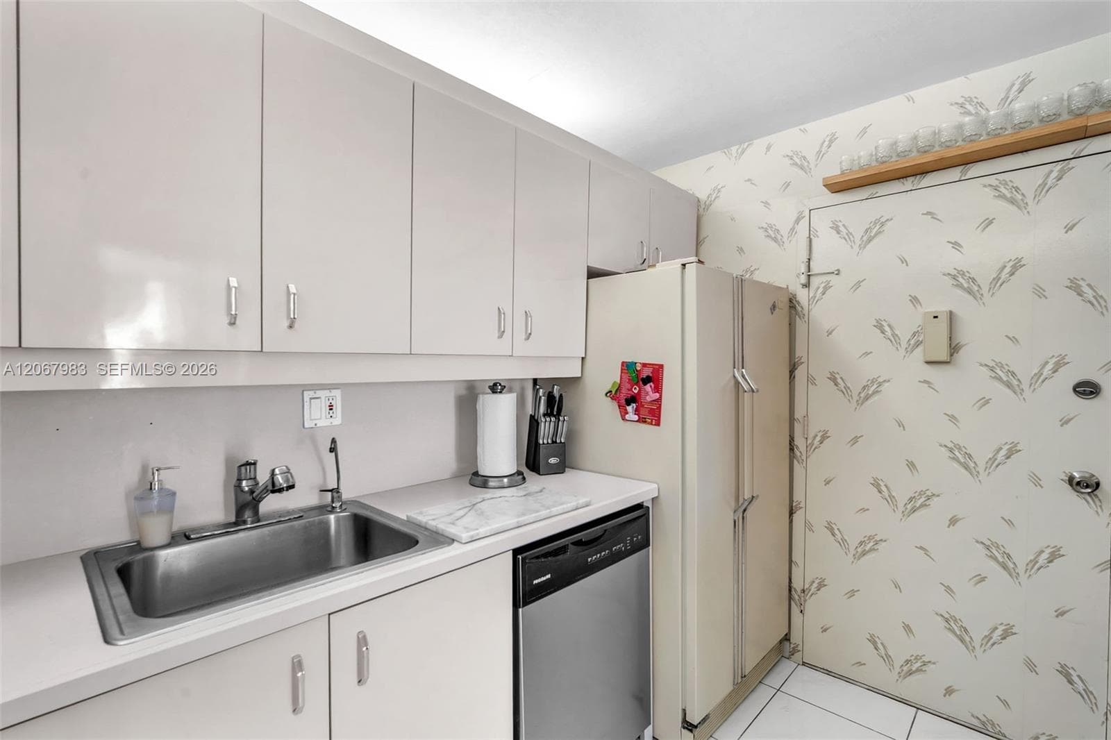 PARKER PLAZA CONDO ESTATE · #212 in Hallandale Beach - Photo 11