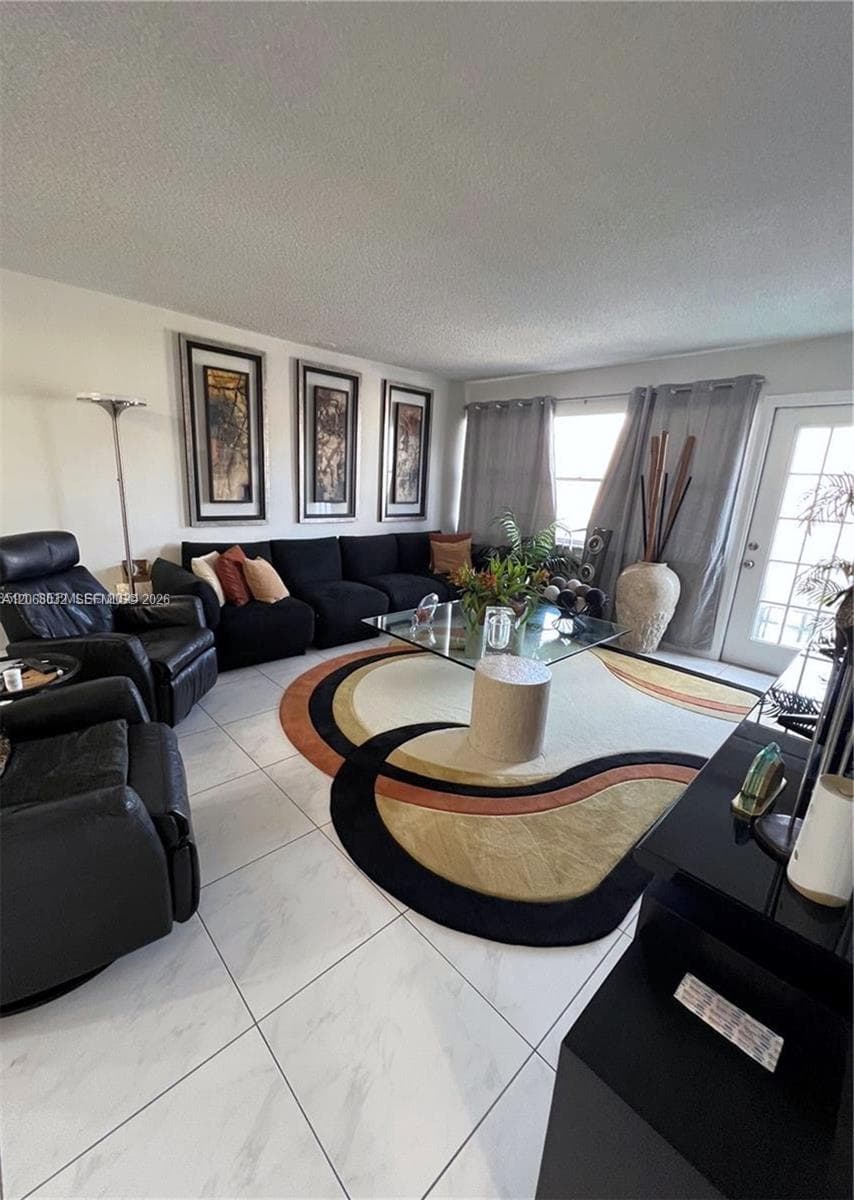 Ocean View Towers Condo · #503 in Hallandale Beach - Photo 6