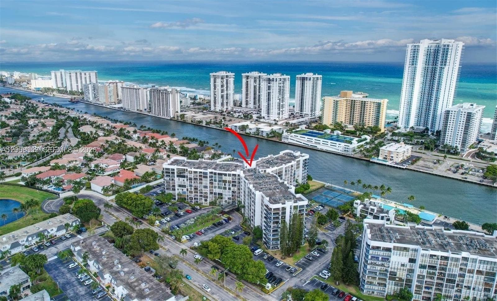 Oceanview Park Condo · #825 in Hallandale Beach - Photo 1