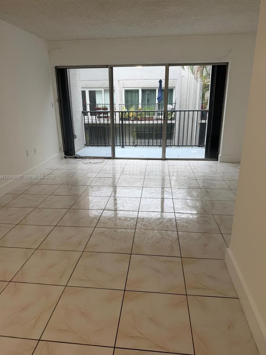 PARK EAST CONDO · #C223 in Miami - Photo 4