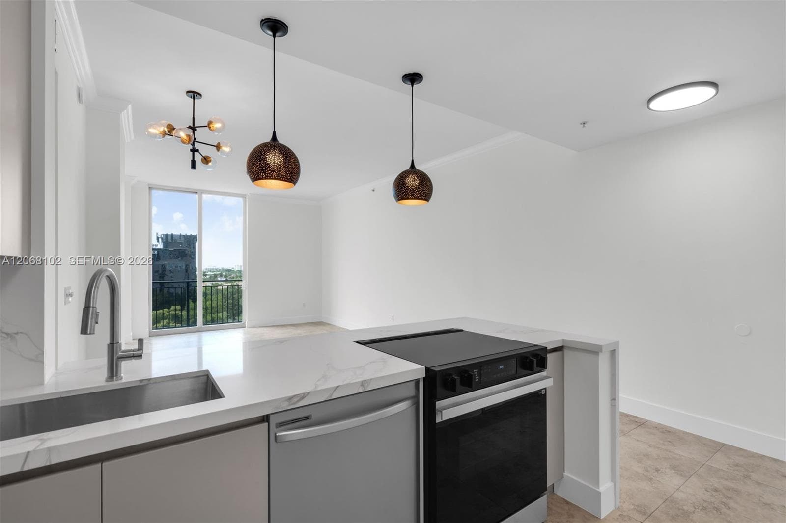 LAS OLAS BY THE RIVER CON · #1707 in Fort Lauderdale - Photo 2