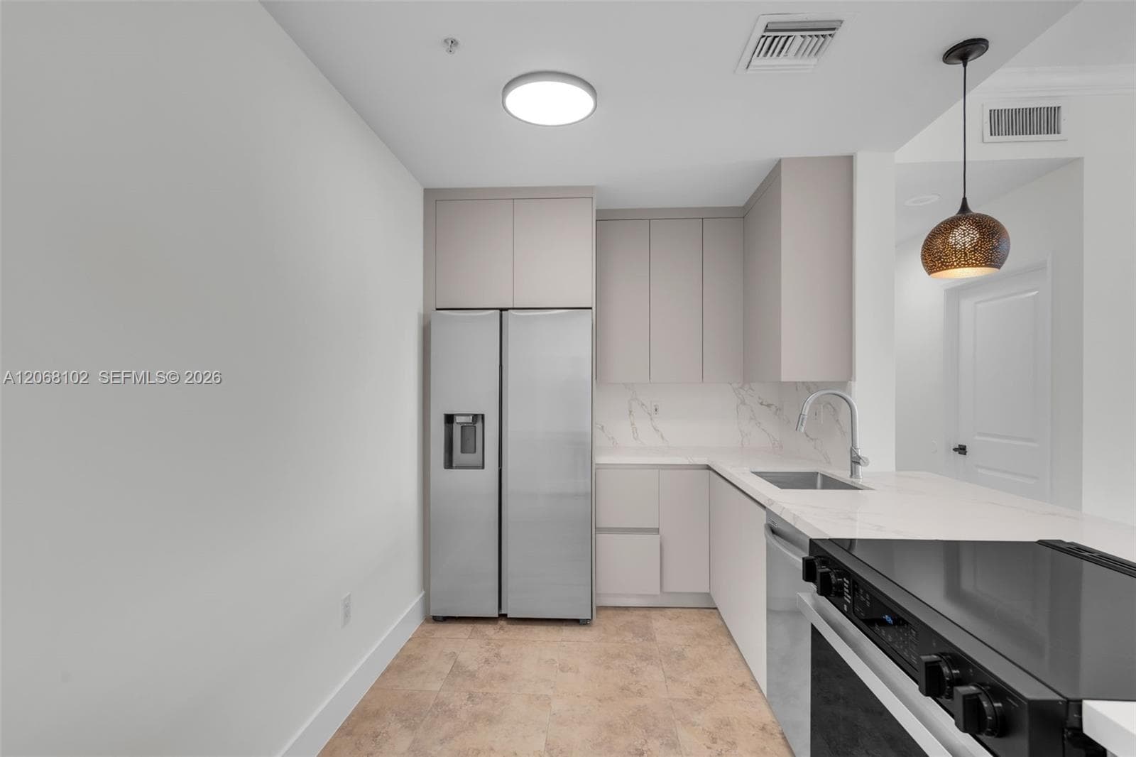 LAS OLAS BY THE RIVER CON · #1707 in Fort Lauderdale - Photo 4
