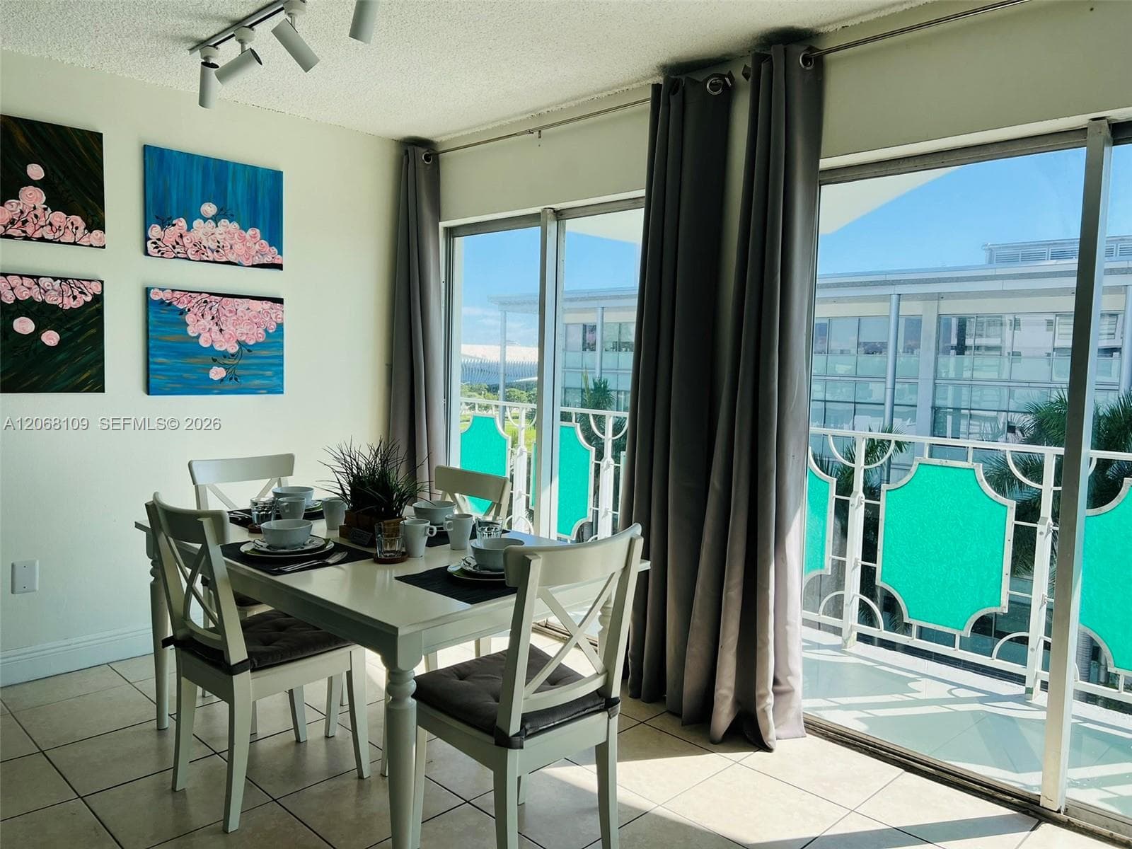THE MERIDIAN CONDO · #701 in Miami Beach - Photo 7
