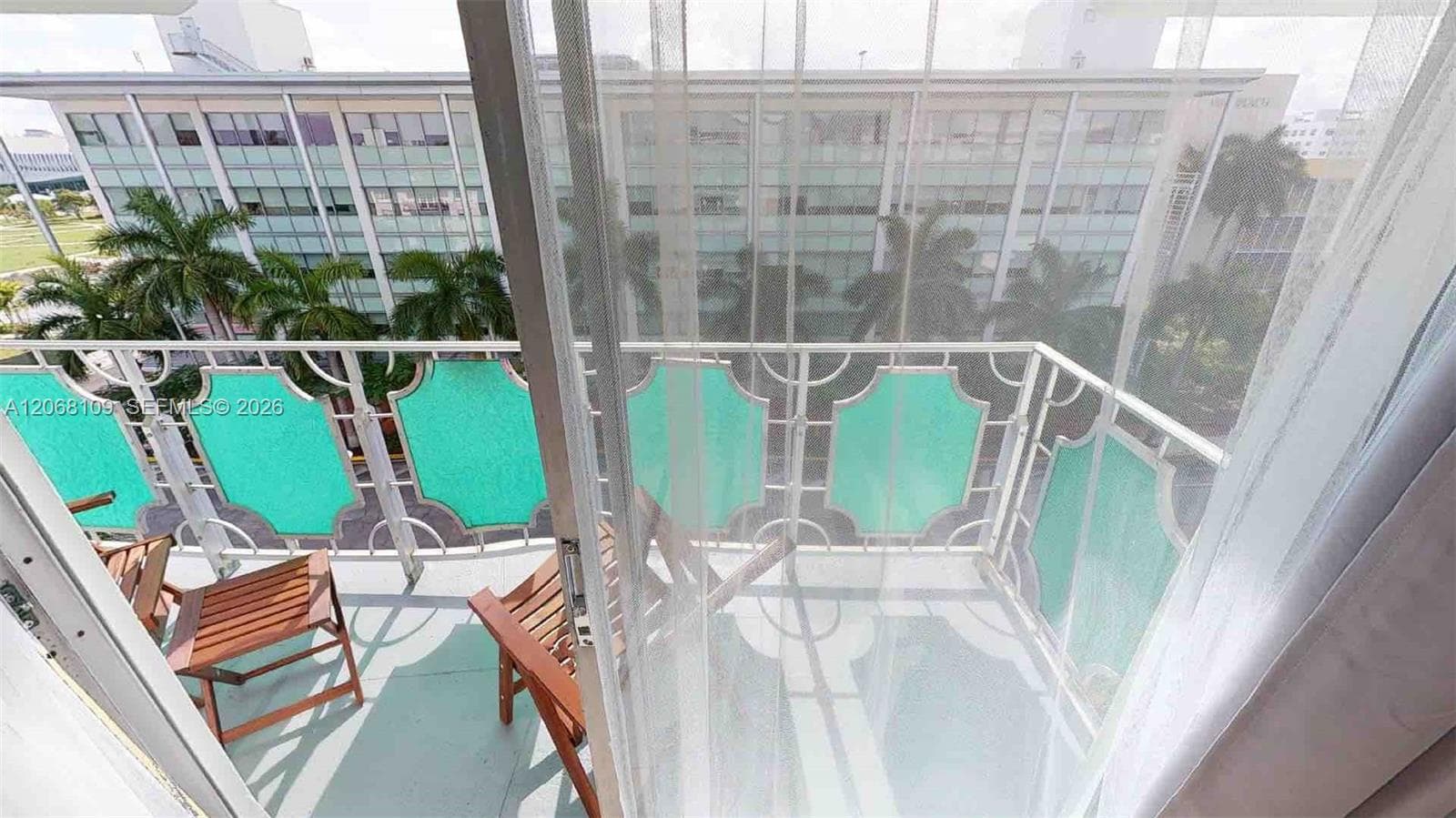 THE MERIDIAN CONDO · #701 in Miami Beach - Photo 30