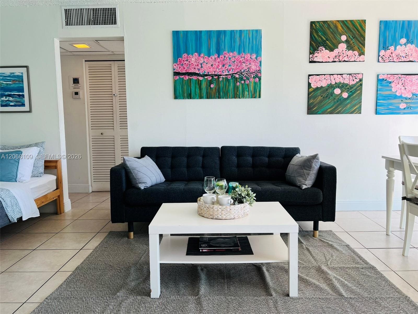 THE MERIDIAN CONDO · #701 in Miami Beach - Photo 4