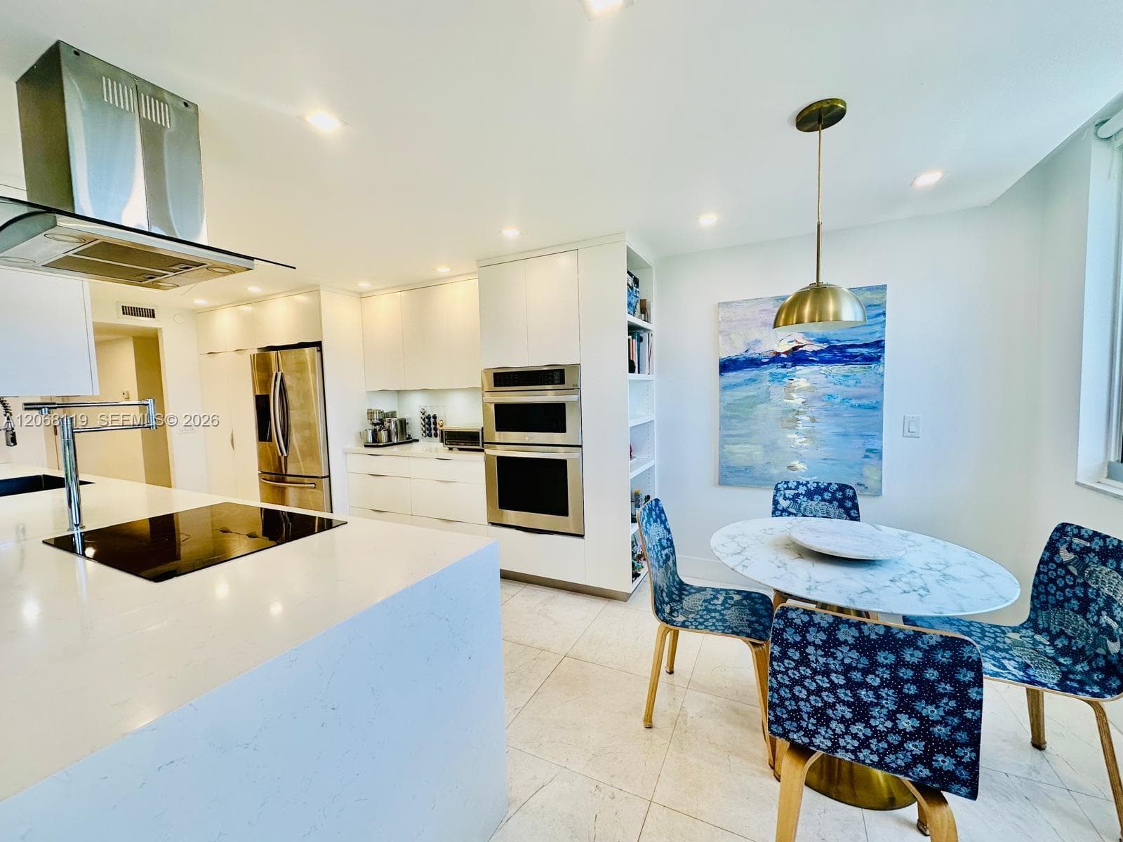 CARLTON CONDO #7D
