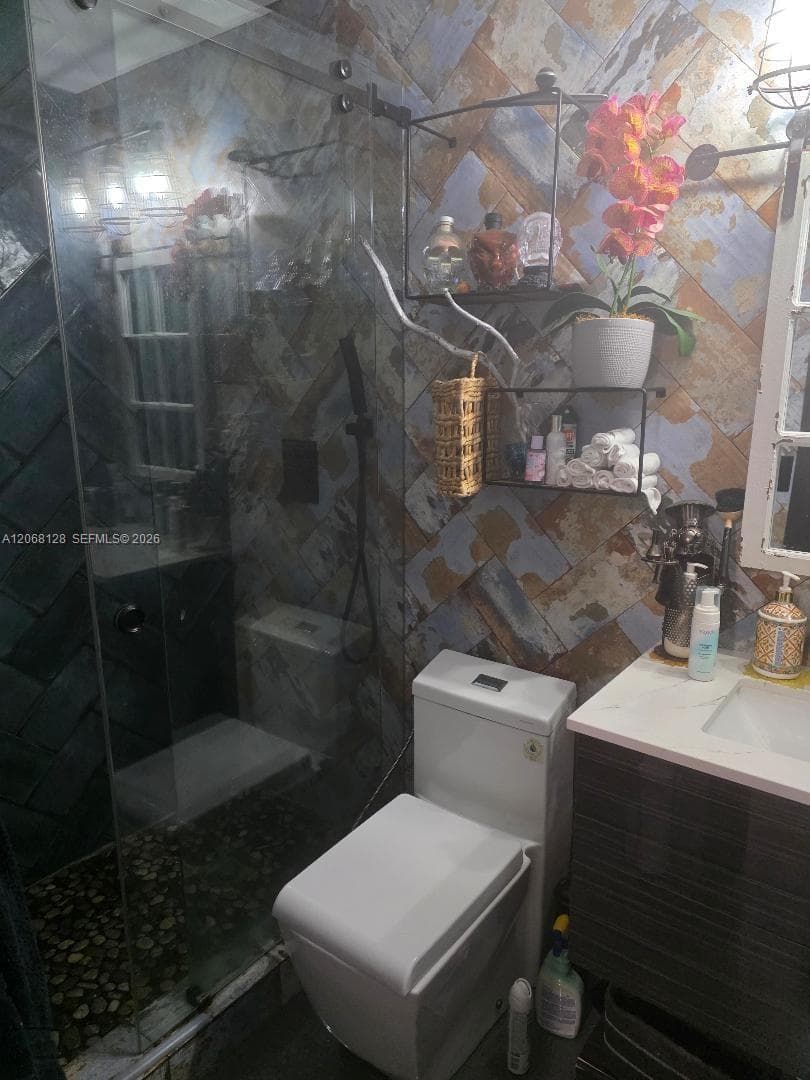 1443 Amanda St photo 6