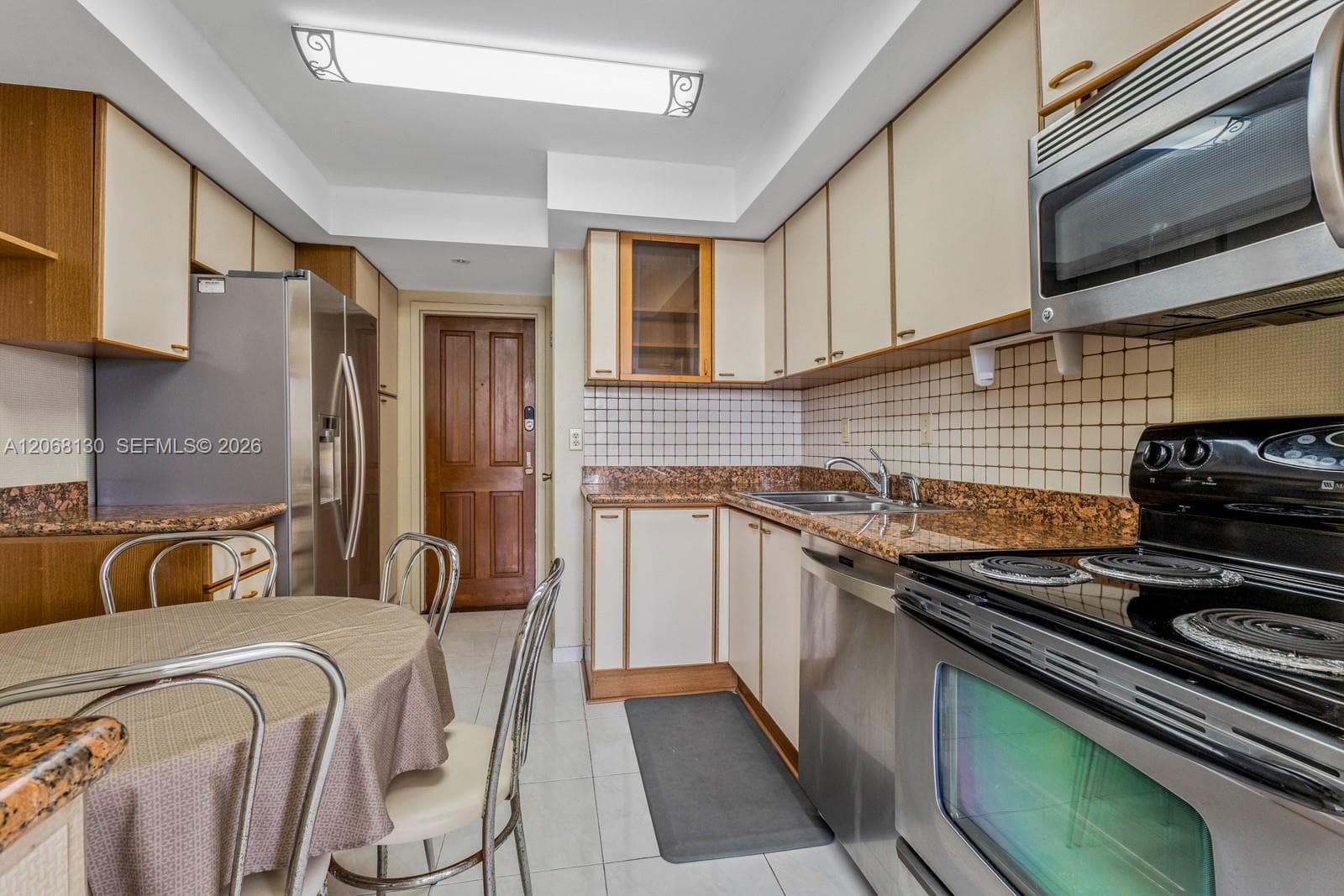 BAYSHORE PLACE CONDO · #601A in Miami - Photo 8