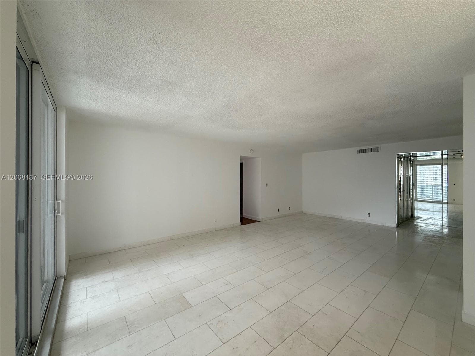 LA MER ESTATES SOUTH COND · #1206 in Hallandale Beach - Photo 2