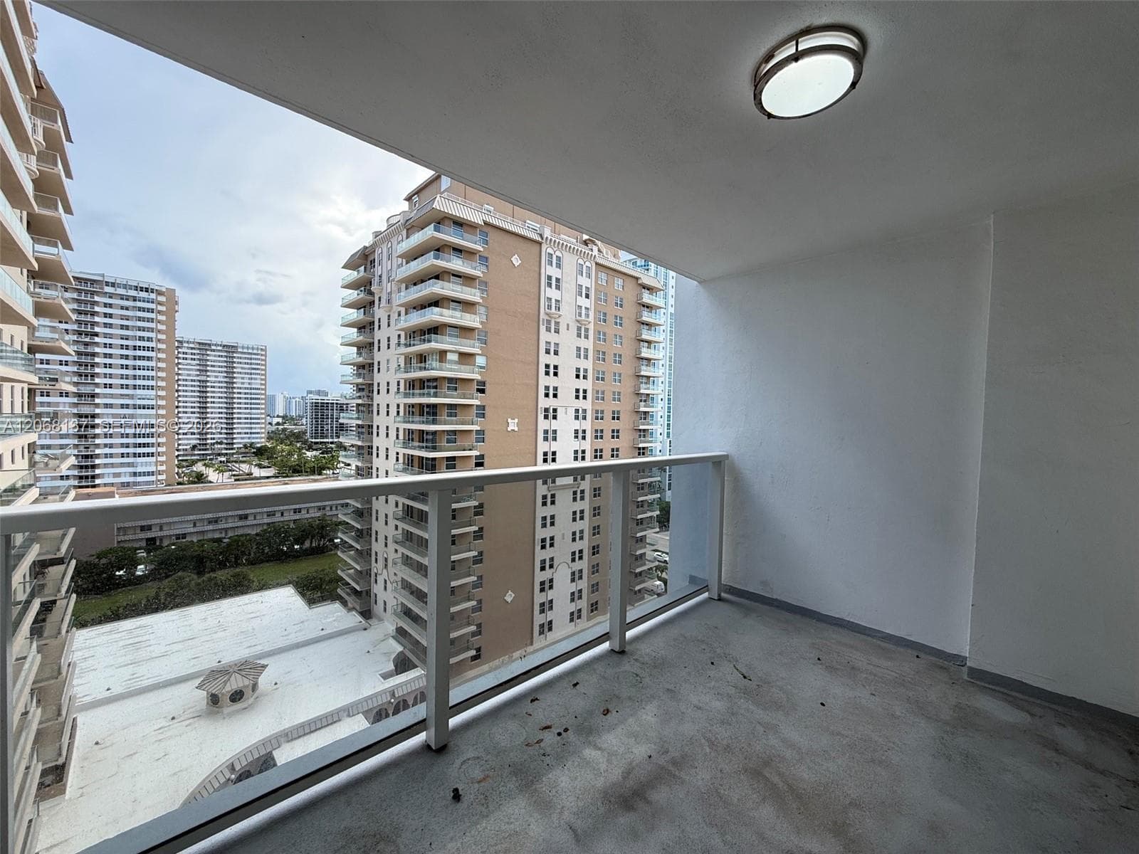 LA MER ESTATES SOUTH COND · #1206 in Hallandale Beach - Photo 11