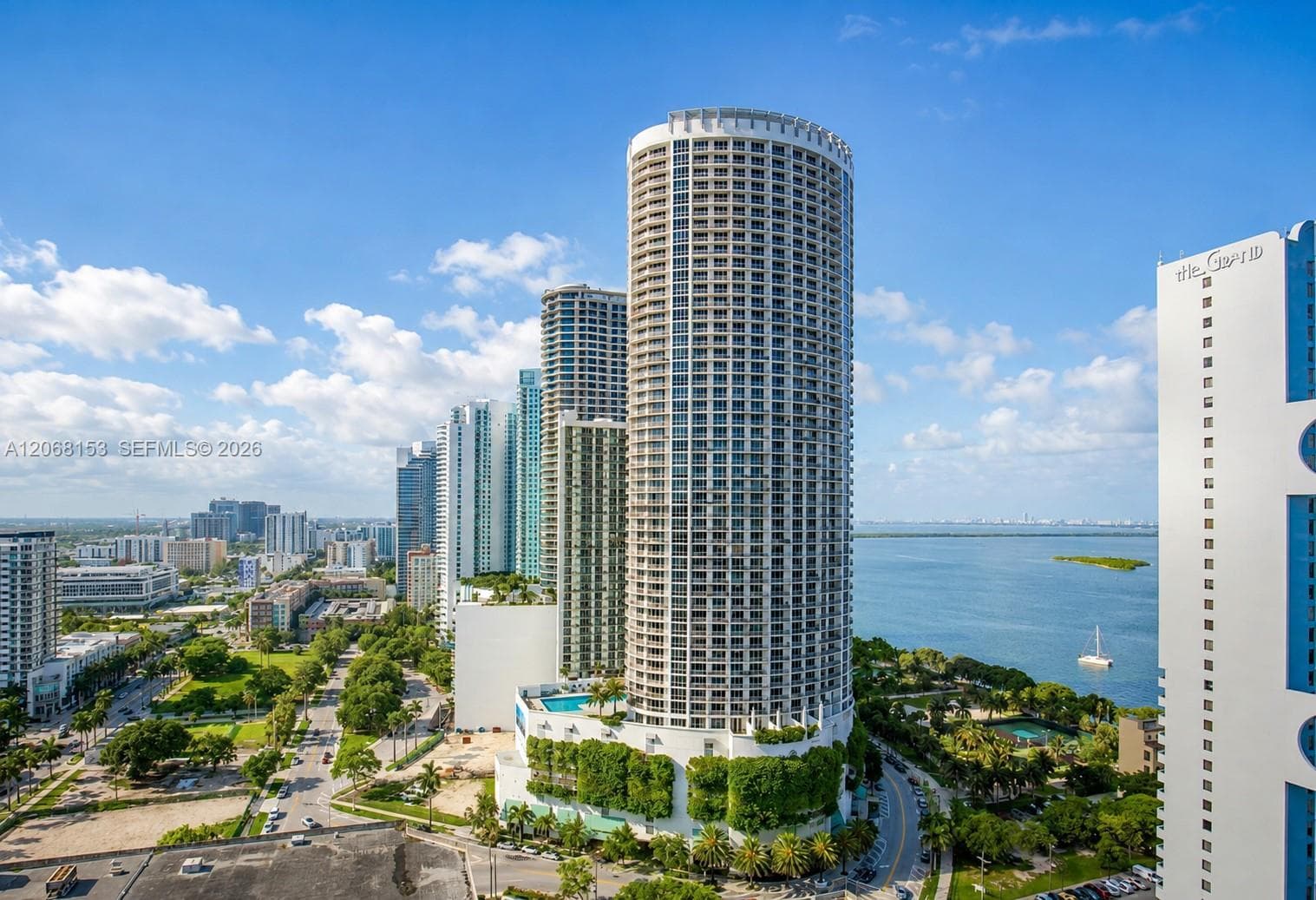 Opera Tower · #1908 in Miami - Photo 8