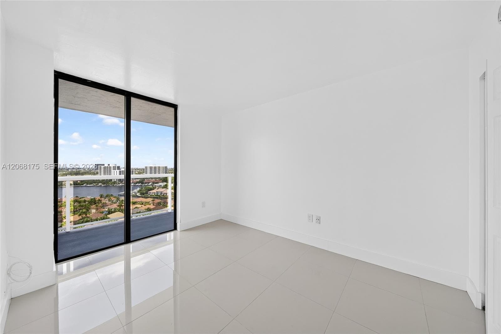 WATERVIEW · #2132 in Aventura - Photo 13