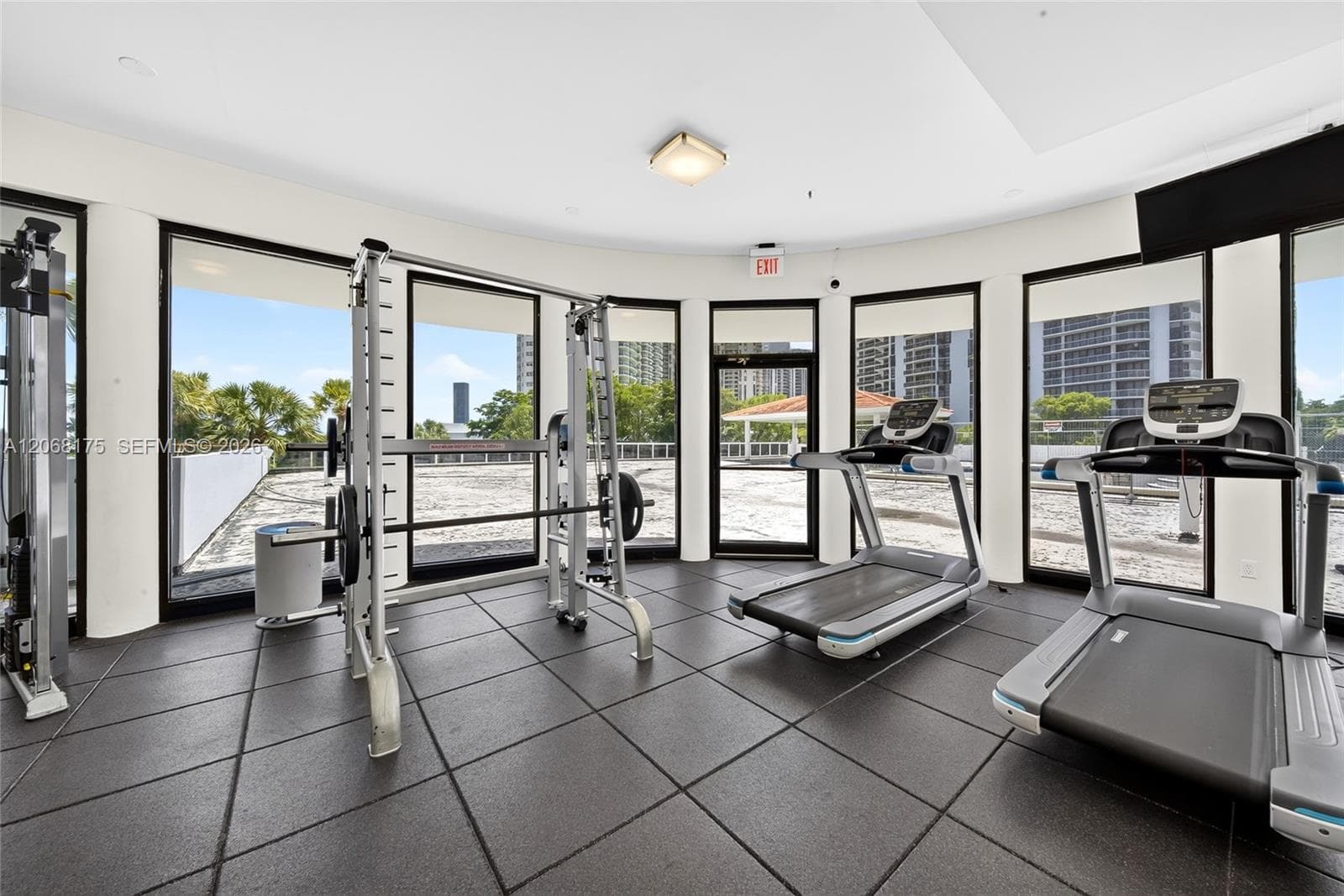 WATERVIEW · #2132 in Aventura - Photo 36