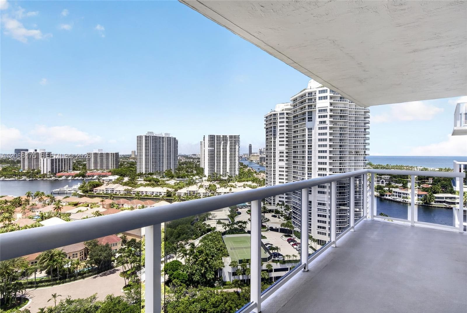 WATERVIEW · #2132 in Aventura - Photo 29