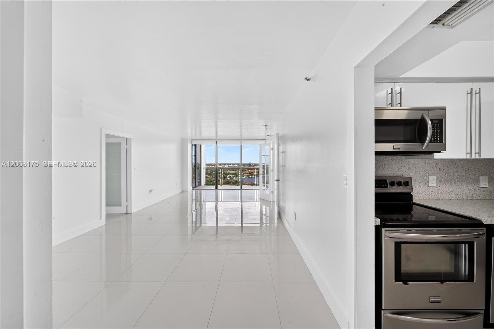 WATERVIEW · #2132 in Aventura - Photo 8
