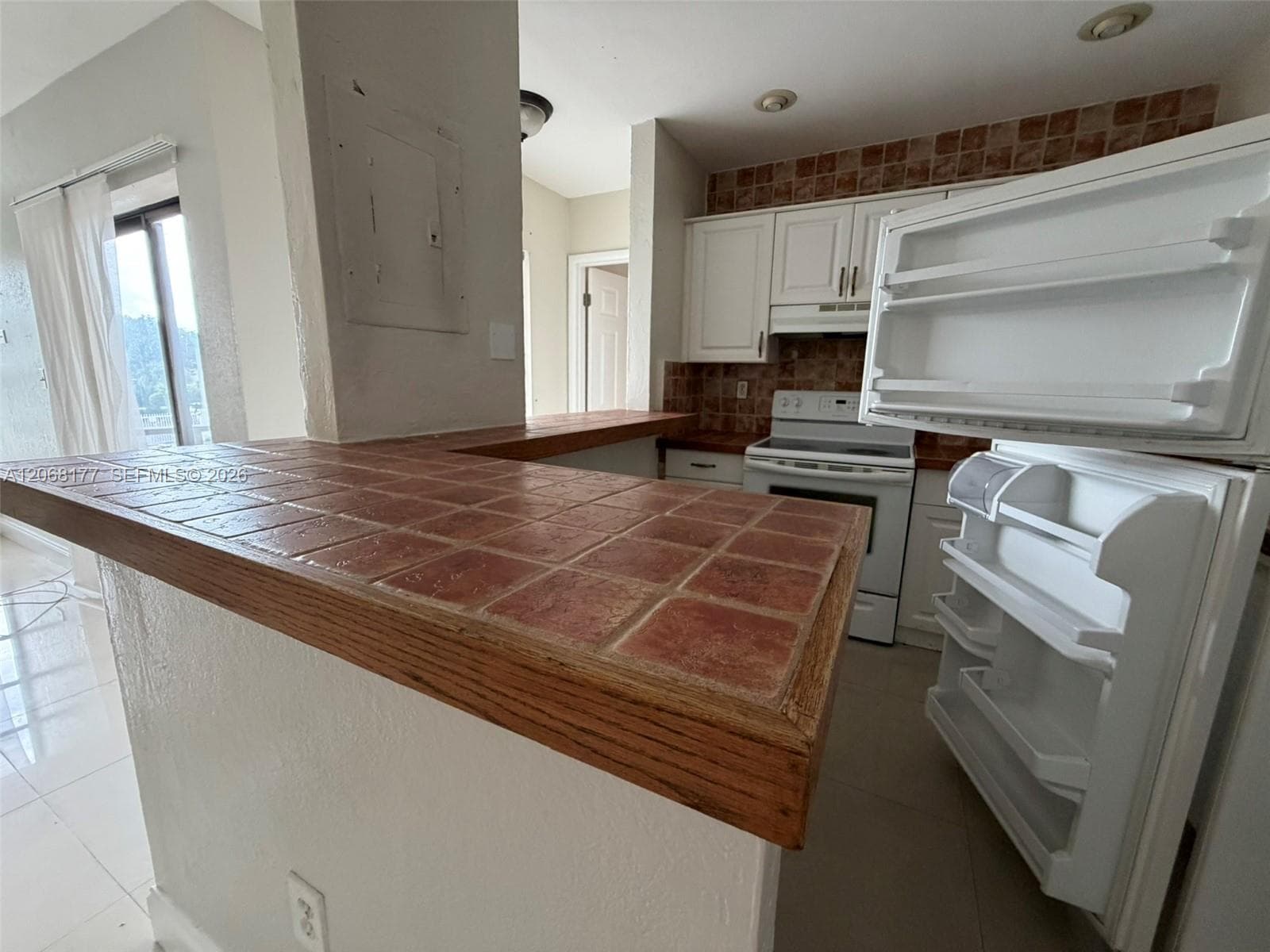 LAKEVIEW GARDENS AT MIAMI · #A2008 in Hialeah - Photo 13