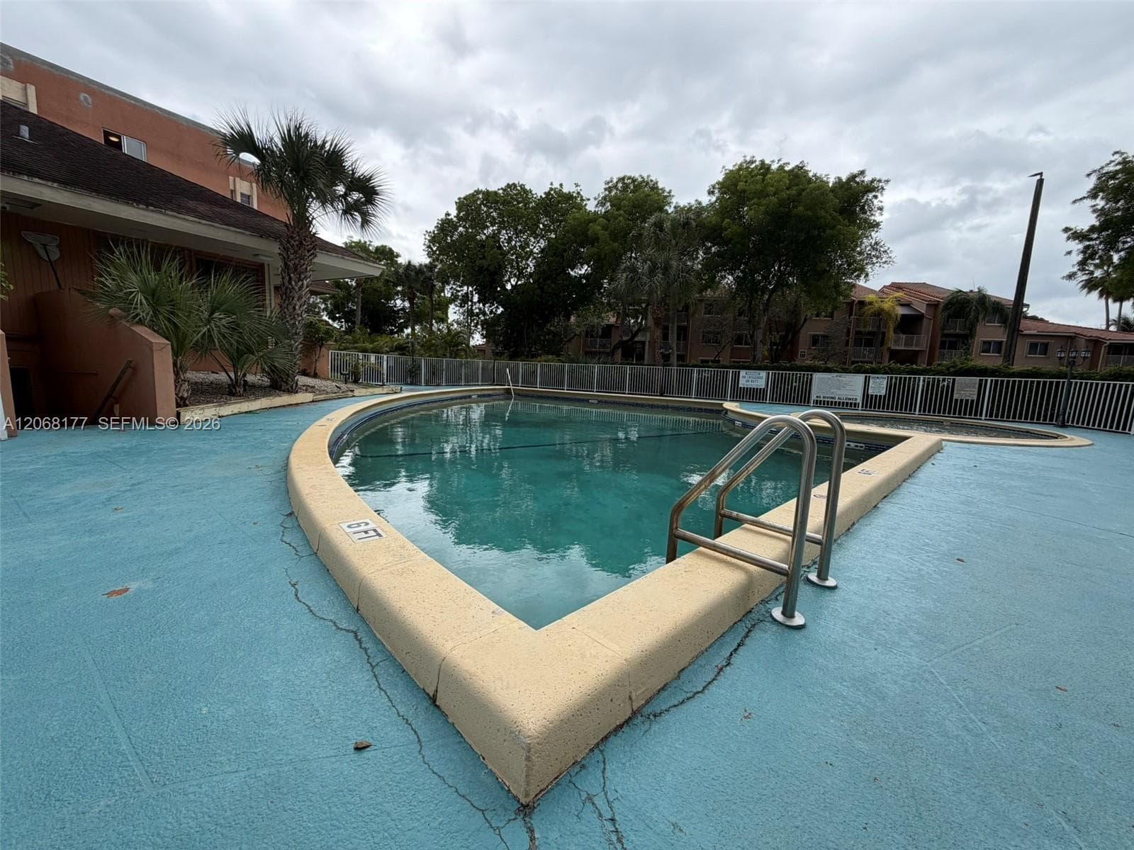 LAKEVIEW GARDENS AT MIAMI · #A2008 in Hialeah - Photo 1