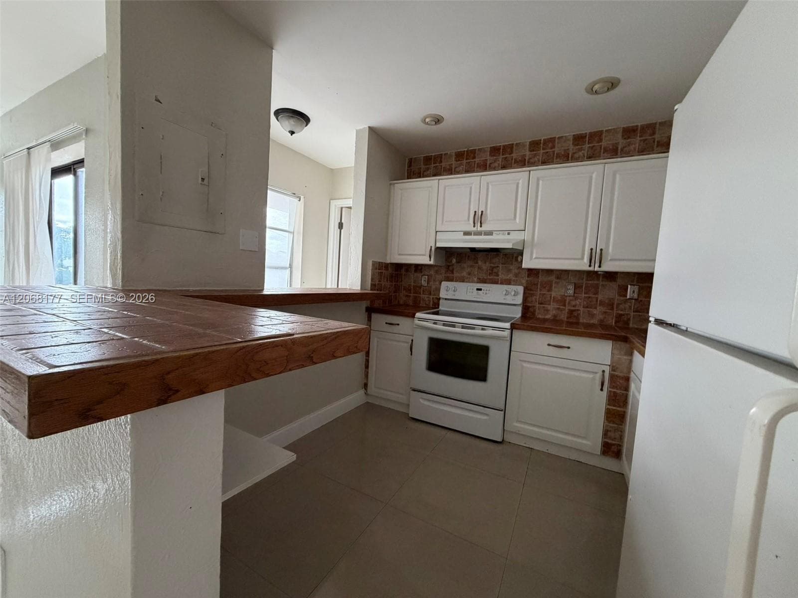 LAKEVIEW GARDENS AT MIAMI · #A2008 in Hialeah - Photo 14