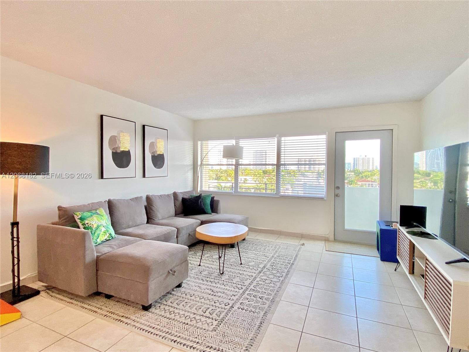 OCEAN VIEW TOWERS CONDO · #505 in Hallandale Beach - Photo 5