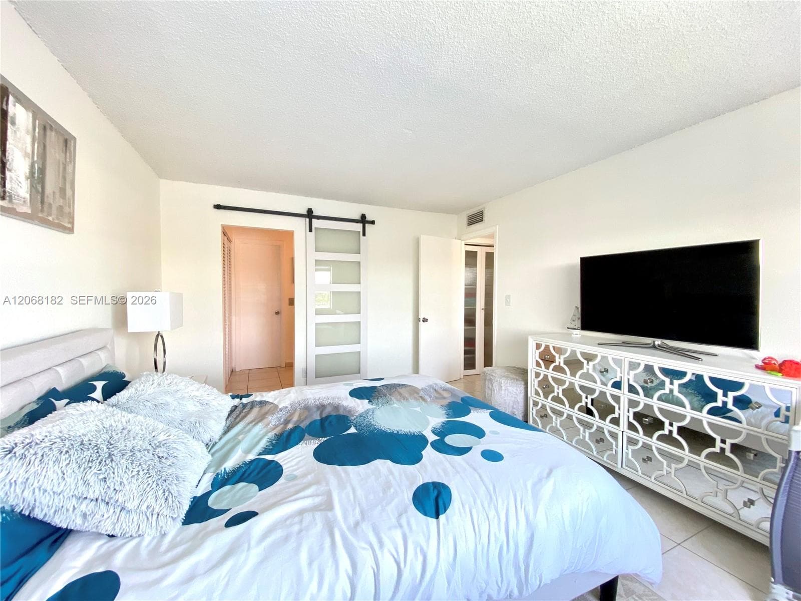OCEAN VIEW TOWERS CONDO · #505 in Hallandale Beach - Photo 9