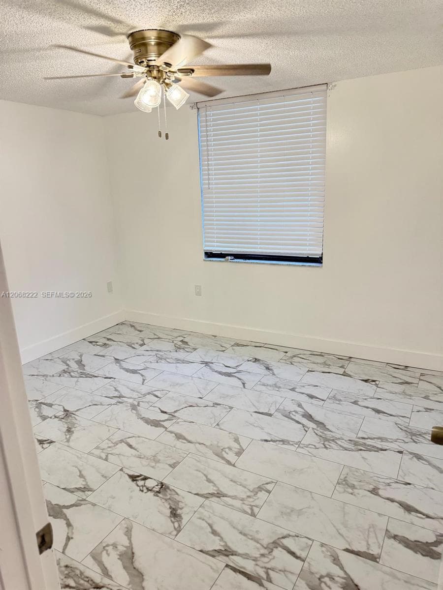 WHITEHALL CONDO OF THE LA · #302 in West Palm Beach - Photo 4