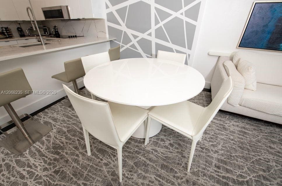 THE PRESIDENTIAL CONDO · #303 in Miami Beach - Photo 3