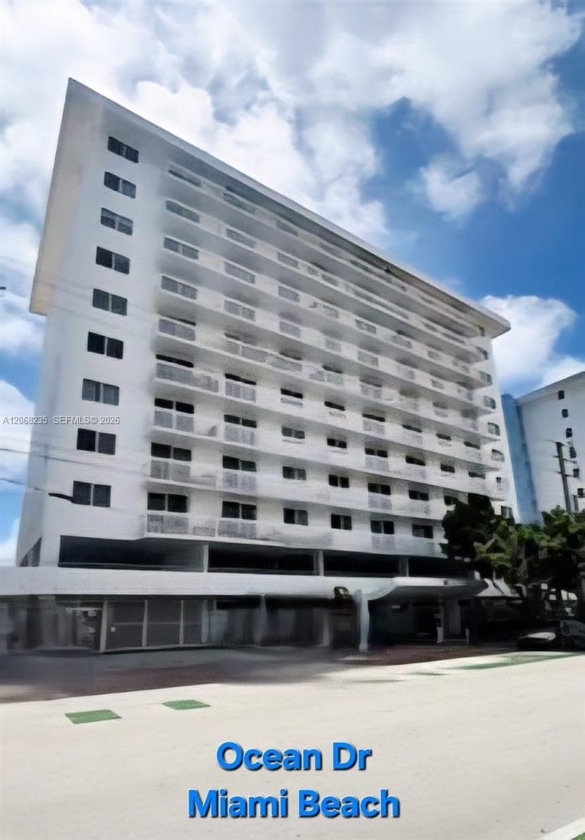 THE PRESIDENTIAL CONDO · #303 in Miami Beach - Photo 21
