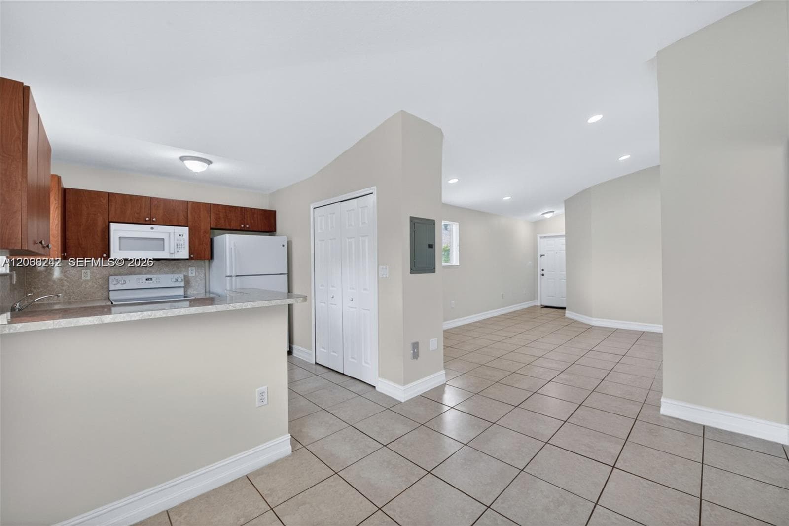 VENETIA GARDENS CONDO · #206 in Homestead - Photo 11