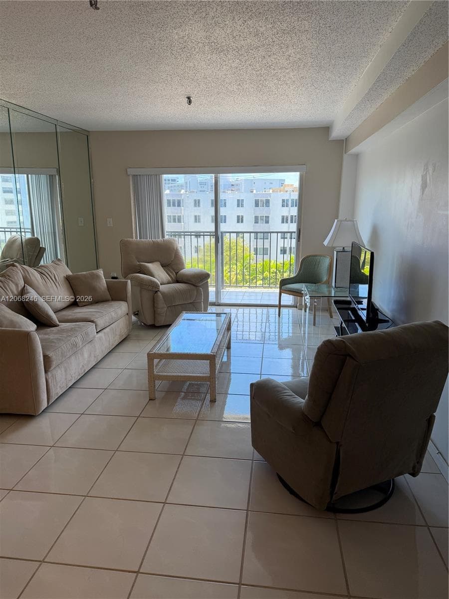 THE ISLES CONDO · #414 in Sunny Isles Beach - Photo 7