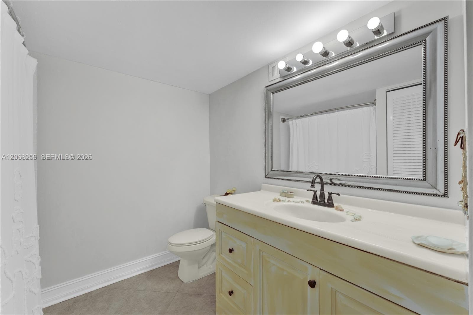 OCEANVIEW PARK CONDO · #1007 in Hallandale Beach - Photo 13