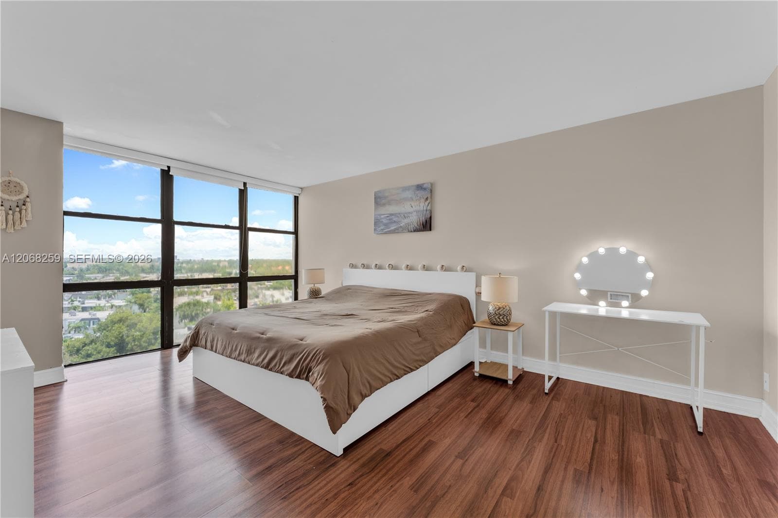 OCEANVIEW PARK CONDO · #1007 in Hallandale Beach - Photo 14