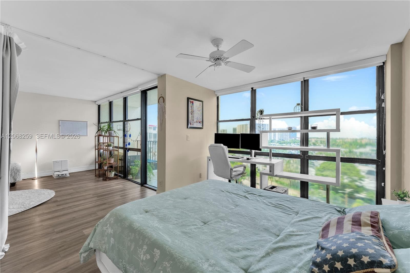 OCEANVIEW PARK CONDO · #1007 in Hallandale Beach - Photo 11