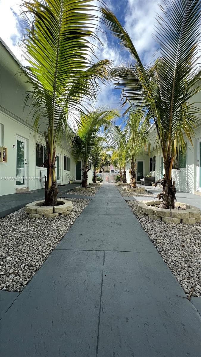 BISCAYNE BCH SUB · #4 in Miami Beach - Photo 26