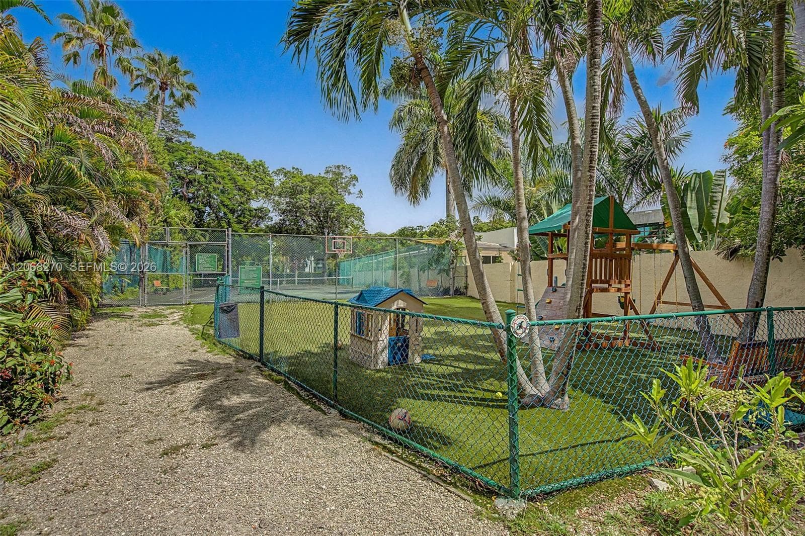 2400 Brickell Ave #107D photo 27