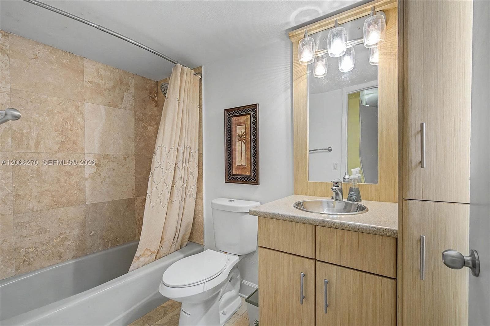 2nd Bathroom