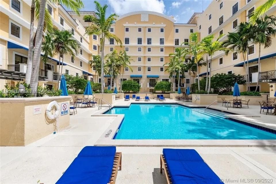 COLONNADE AT DADELAND SE · #521 in Miami - Photo 23